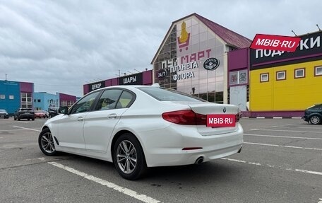 BMW 5 серия, 2018 год, 2 850 000 рублей, 3 фотография