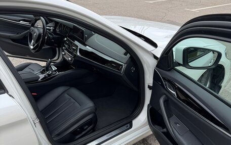 BMW 5 серия, 2018 год, 2 850 000 рублей, 17 фотография