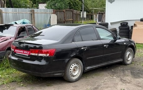 Hyundai Sonata VI, 2006 год, 300 000 рублей, 3 фотография