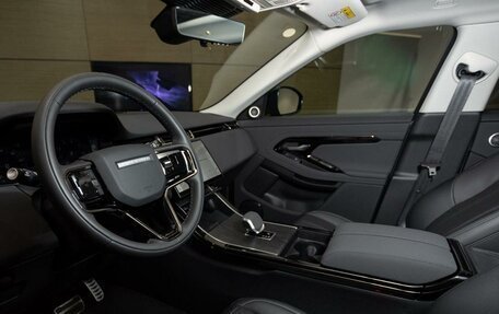 Land Rover Range Rover Evoque II, 2025 год, 6 050 000 рублей, 13 фотография