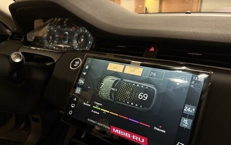 Land Rover Range Rover Evoque II, 2025 год, 6 050 000 рублей, 21 фотография