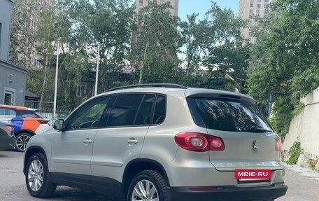 Volkswagen Tiguan I, 2010 год, 945 000 рублей, 5 фотография