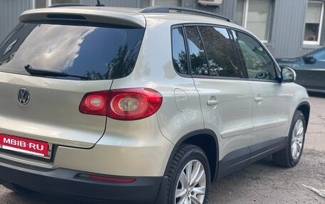 Volkswagen Tiguan I, 2010 год, 945 000 рублей, 3 фотография