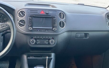 Volkswagen Tiguan I, 2010 год, 945 000 рублей, 24 фотография