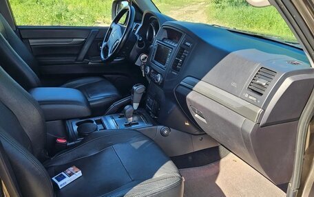 Mitsubishi Pajero IV, 2011 год, 2 100 000 рублей, 7 фотография