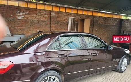 Mercedes-Benz E-Класс, 2012 год, 1 580 000 рублей, 5 фотография