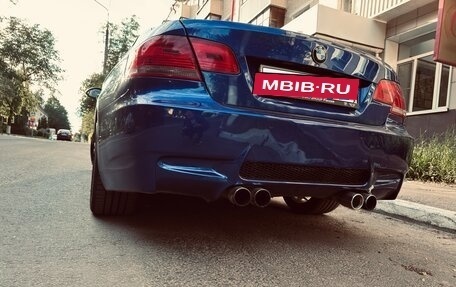BMW 3 серия, 2009 год, 1 215 000 рублей, 2 фотография