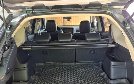 Mitsubishi Outlander III рестайлинг 3, 2012 год, 1 490 000 рублей, 16 фотография