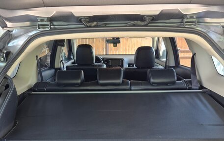 Mitsubishi Outlander III рестайлинг 3, 2012 год, 1 490 000 рублей, 15 фотография
