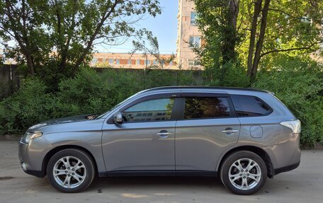 Mitsubishi Outlander III рестайлинг 3, 2012 год, 1 490 000 рублей, 8 фотография