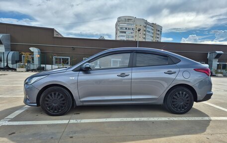 Hyundai Solaris II рестайлинг, 2021 год, 1 680 000 рублей, 7 фотография