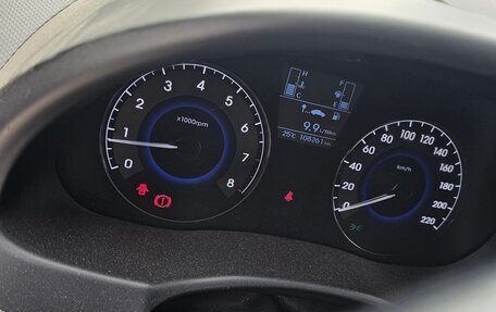 Hyundai Solaris II рестайлинг, 2015 год, 355 000 рублей, 6 фотография