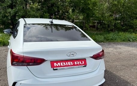 Hyundai Solaris II рестайлинг, 2020 год, 940 000 рублей, 4 фотография
