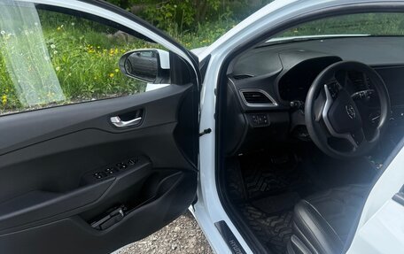 Hyundai Solaris II рестайлинг, 2020 год, 940 000 рублей, 7 фотография