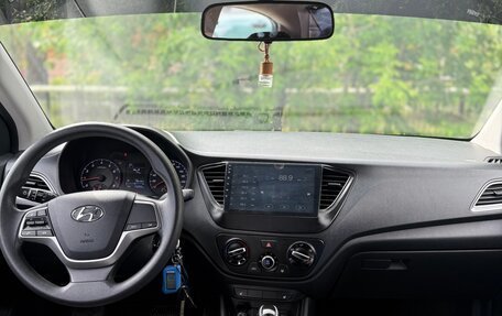 Hyundai Solaris II рестайлинг, 2020 год, 940 000 рублей, 14 фотография