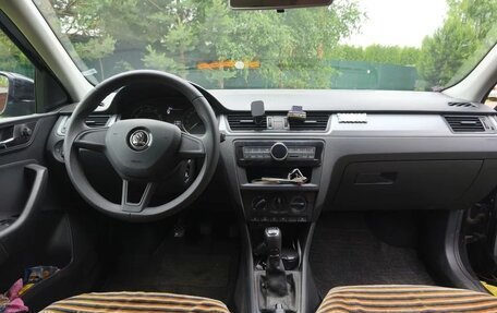 Skoda Rapid I, 2018 год, 1 450 000 рублей, 8 фотография