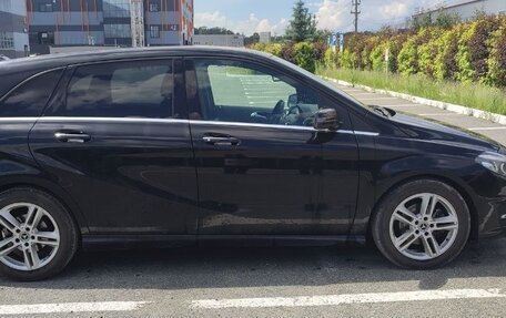 Mercedes-Benz B-Класс, 2017 год, 1 400 000 рублей, 4 фотография