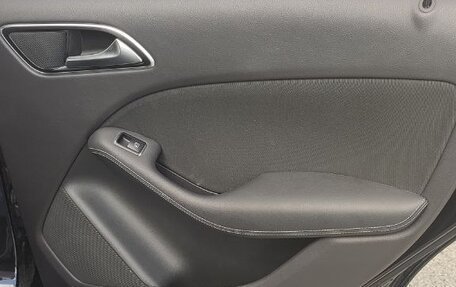 Mercedes-Benz B-Класс, 2017 год, 1 400 000 рублей, 13 фотография
