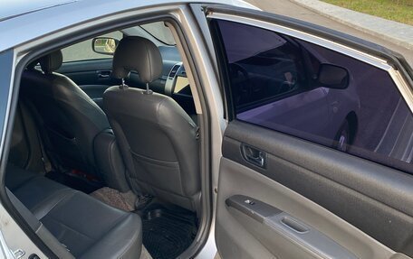 Toyota Prius, 2006 год, 635 000 рублей, 11 фотография