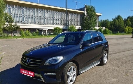 Mercedes-Benz M-Класс, 2012 год, 2 300 000 рублей, 2 фотография