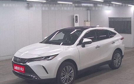 Toyota Harrier, 2020 год, 4 550 000 рублей, 2 фотография