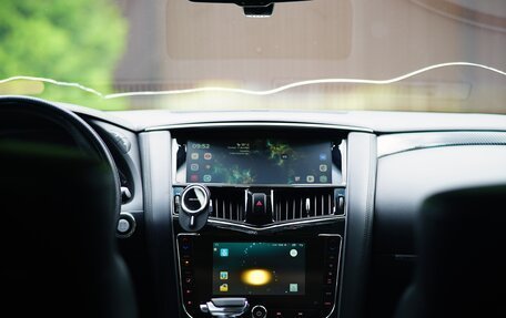 Infiniti QX56, 2012 год, 3 490 000 рублей, 9 фотография