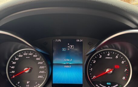 Mercedes-Benz C-Класс, 2018 год, 3 550 000 рублей, 6 фотография