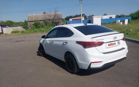 Hyundai Solaris II рестайлинг, 2017 год, 1 100 000 рублей, 14 фотография
