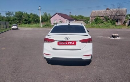 Hyundai Solaris II рестайлинг, 2017 год, 1 100 000 рублей, 11 фотография