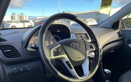 Hyundai Solaris II рестайлинг, 2012 год, 690 000 рублей, 7 фотография