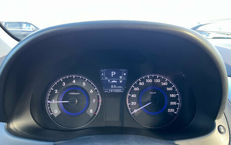 Hyundai Solaris II рестайлинг, 2012 год, 690 000 рублей, 12 фотография