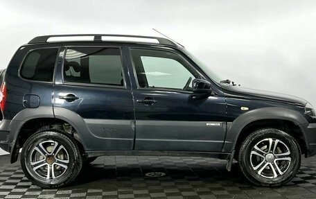 Chevrolet Niva I рестайлинг, 2018 год, 755 000 рублей, 5 фотография