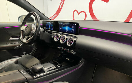 Mercedes-Benz A-Класс, 2021 год, 2 770 000 рублей, 7 фотография