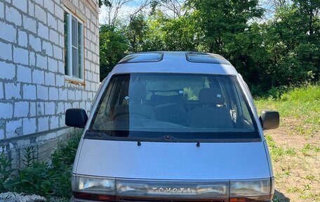 Toyota Town Ace III, 1989 год, 300 000 рублей, 2 фотография