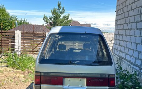 Toyota Town Ace III, 1989 год, 300 000 рублей, 5 фотография