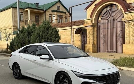 Hyundai Elantra, 2022 год, 1 470 000 рублей, 2 фотография