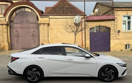Hyundai Elantra, 2022 год, 1 470 000 рублей, 4 фотография