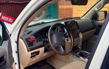 Toyota Land Cruiser 200, 2021 год, 8 100 000 рублей, 4 фотография