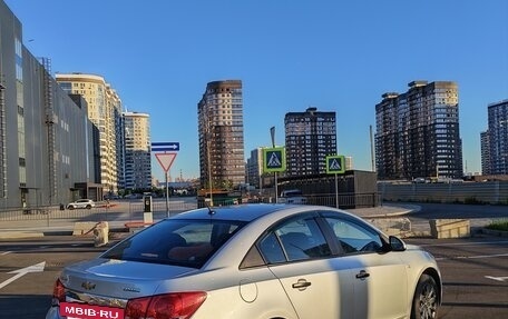 Chevrolet Cruze II, 2013 год, 620 000 рублей, 3 фотография