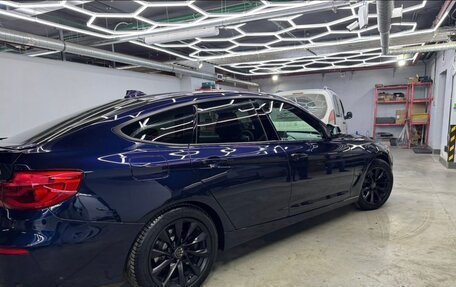 BMW 3 серия, 2018 год, 3 000 000 рублей, 10 фотография