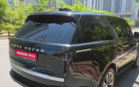 Land Rover Range Rover IV рестайлинг, 2024 год, 19 200 000 рублей, 3 фотография