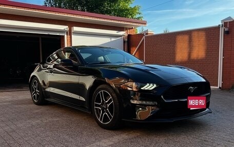 Ford Mustang VI рестайлинг, 2022 год, 4 100 000 рублей, 2 фотография
