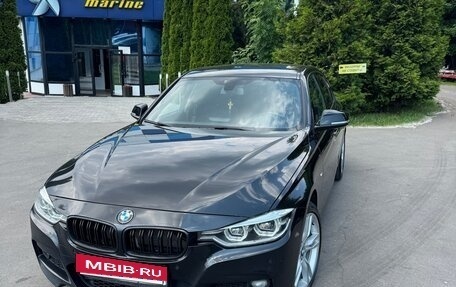 BMW 3 серия, 2017 год, 2 650 000 рублей, 2 фотография