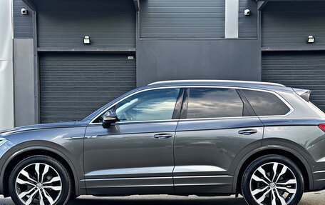 Volkswagen Touareg III, 2018 год, 5 550 000 рублей, 2 фотография
