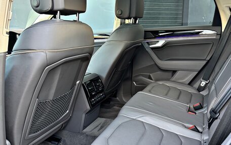 Volkswagen Touareg III, 2018 год, 5 550 000 рублей, 11 фотография