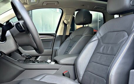 Volkswagen Touareg III, 2018 год, 5 550 000 рублей, 10 фотография