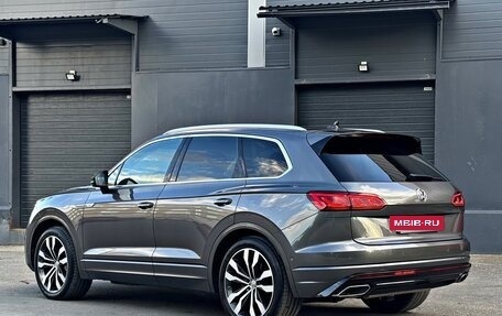 Volkswagen Touareg III, 2018 год, 5 550 000 рублей, 3 фотография