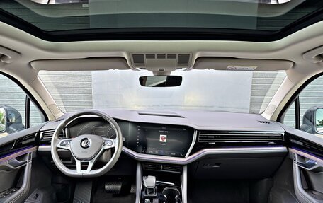 Volkswagen Touareg III, 2018 год, 5 550 000 рублей, 15 фотография