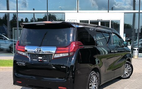 Toyota Alphard III, 2017 год, 3 250 000 рублей, 5 фотография