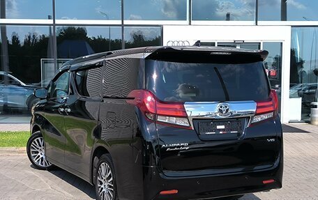 Toyota Alphard III, 2017 год, 3 250 000 рублей, 7 фотография